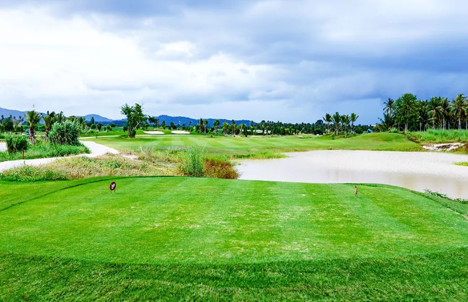 Parichat International Golf Links