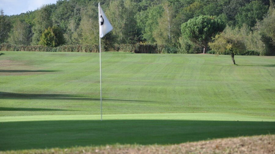 Chateau les Merles GC