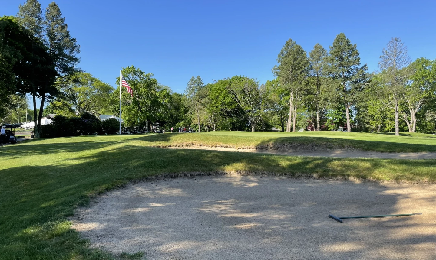 Triggs Memorial - hole 18 