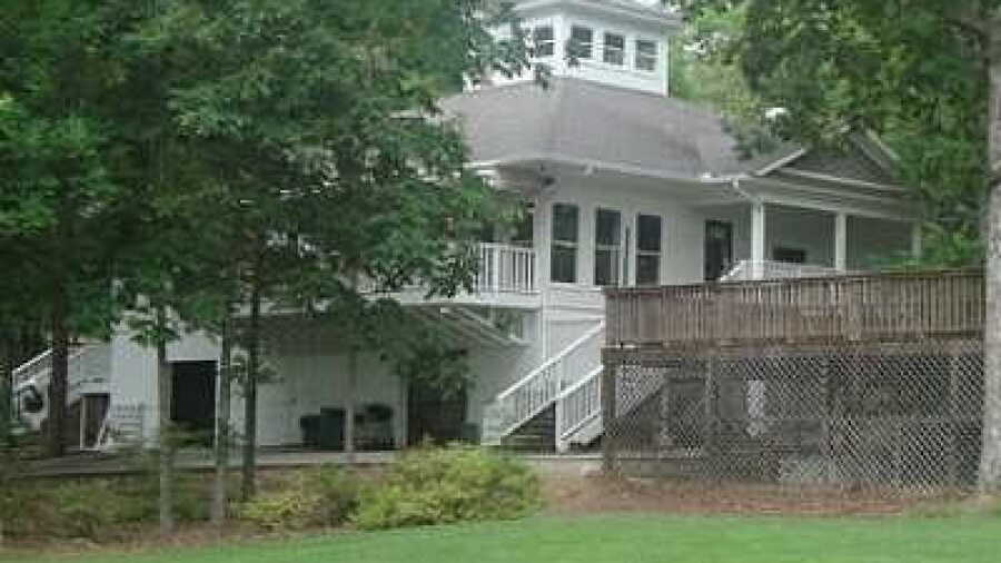 Auburn Links at Mill Creek: Clubhouse