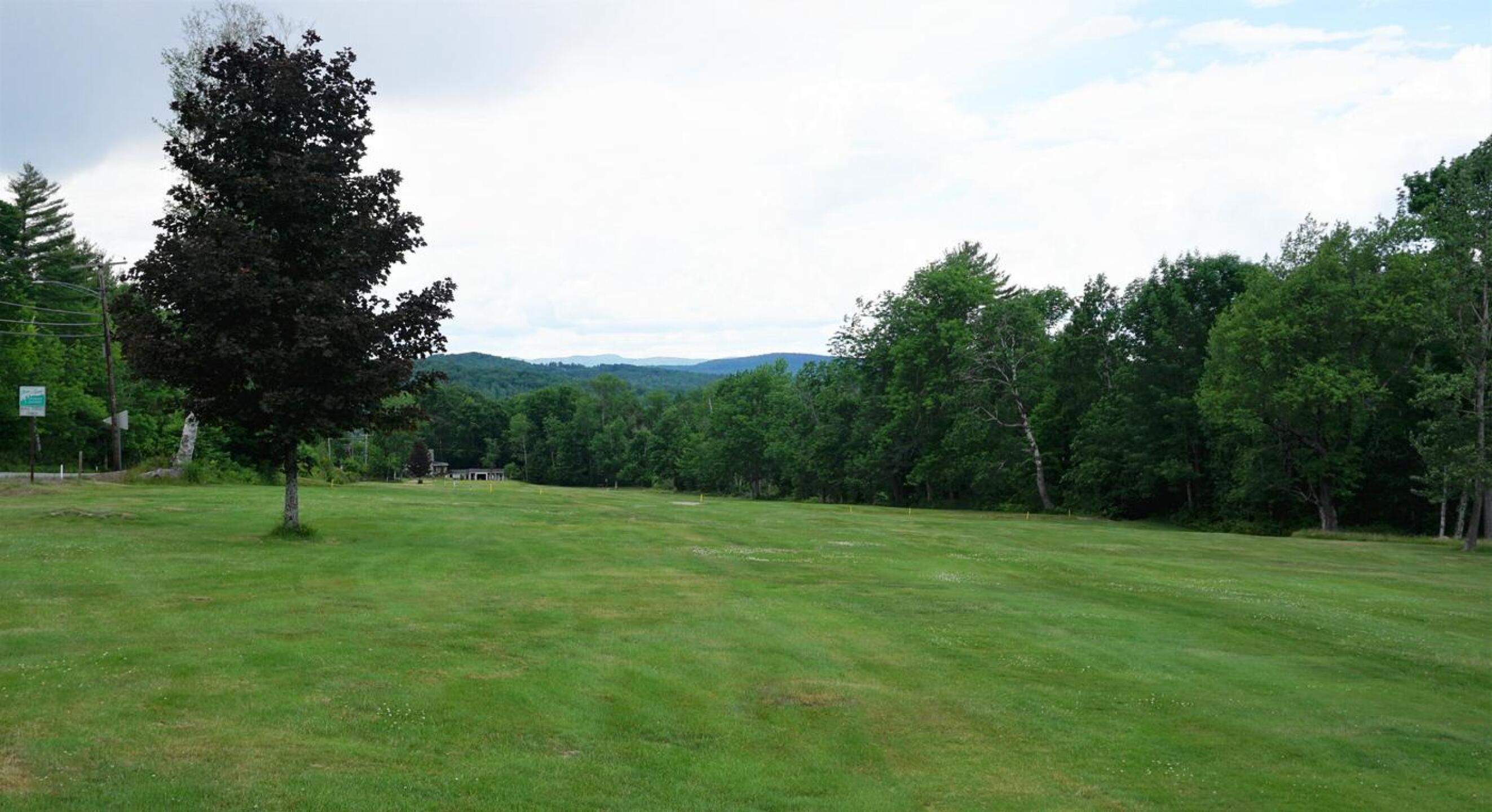 Fifteen: A road hole, it will strike fear into the hearts of those who fight a hook. (Photo submitted by AptlyLinked on 06/17/2021)