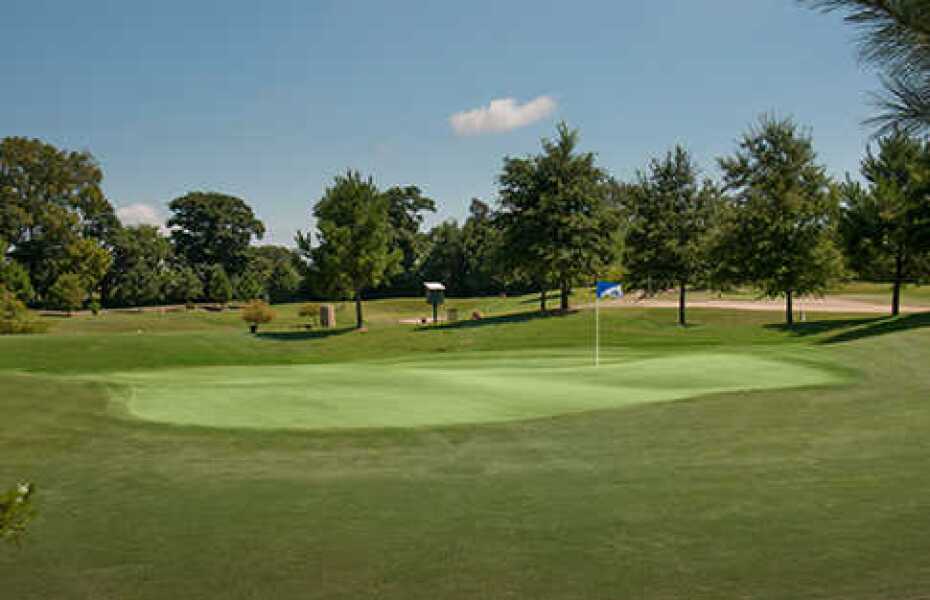 The Links at Rainbow Curve Golf & Country Club in Bentonville, Arkansas