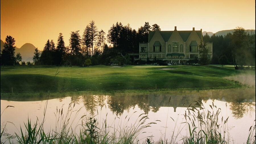 Swaneset Bay Resort & CC: Clubhouse