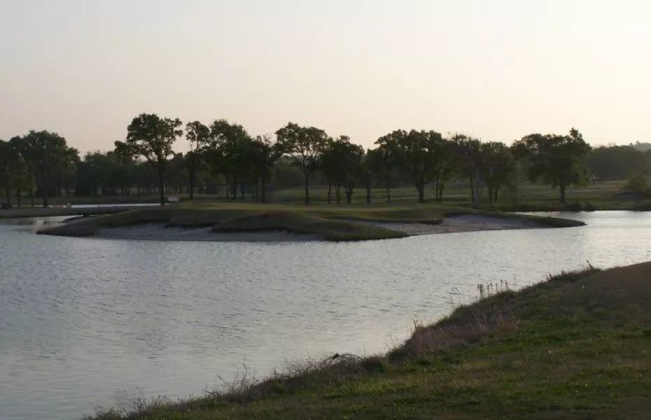 Northern Challenge GC: island green