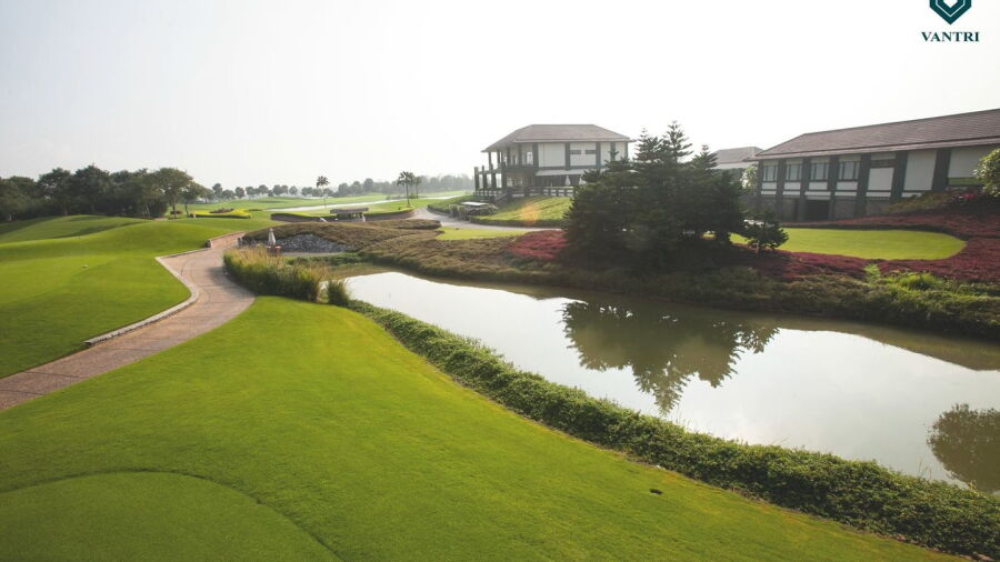 Van Tri GC: Clubhouse