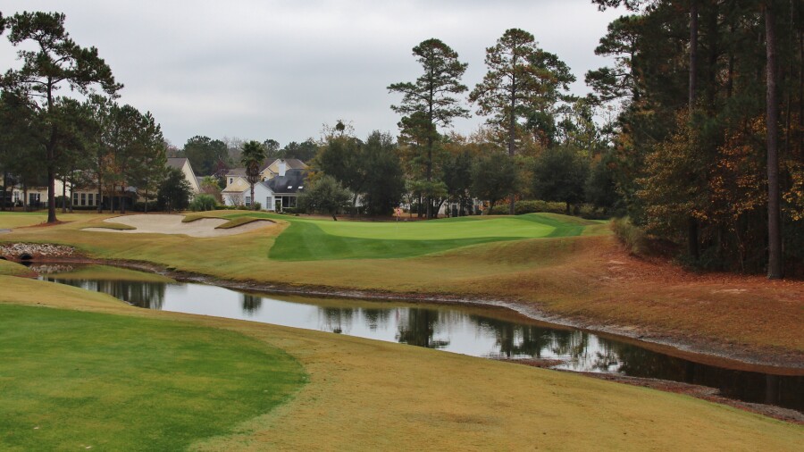 Eagle's Pointe Golf Club - hole 7