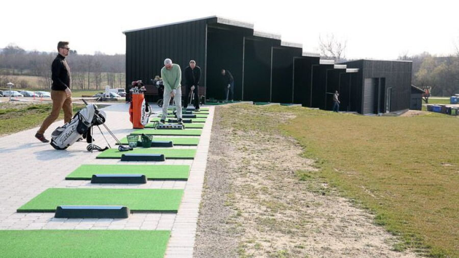 Ree Golf: Driving range