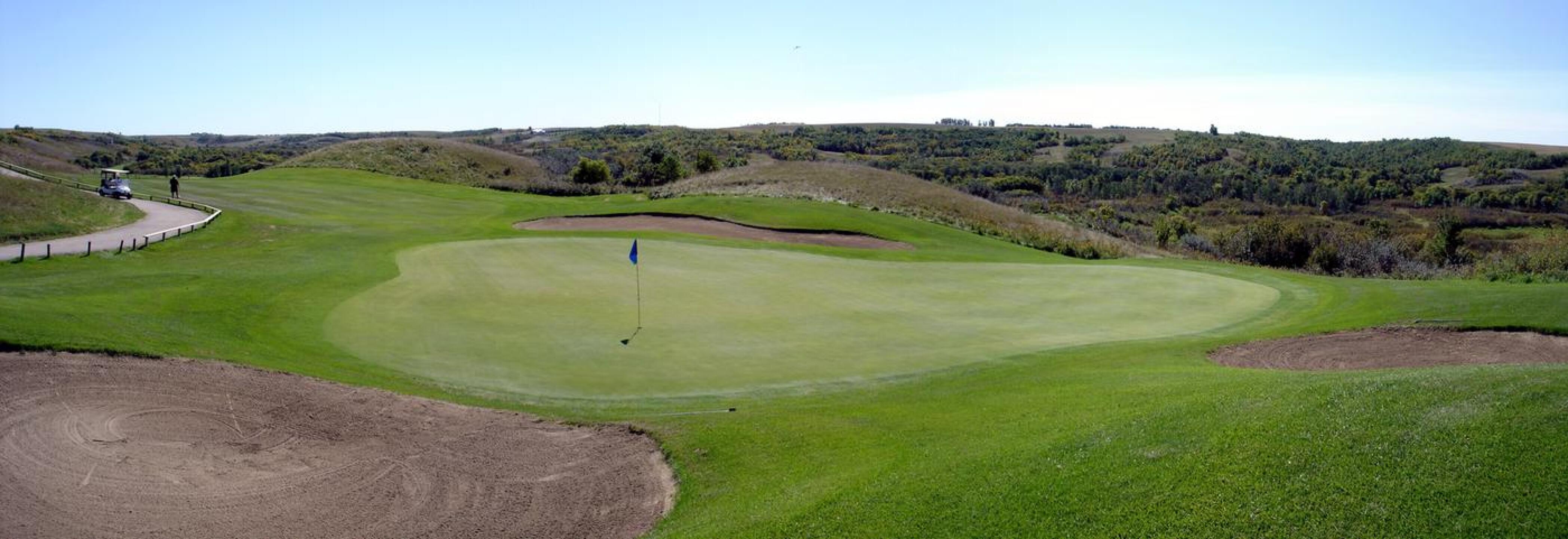Deer Valley GC, Hole 8, Par 4, 312 yds (Photo submitted by DYakimec on 09/03/2016)