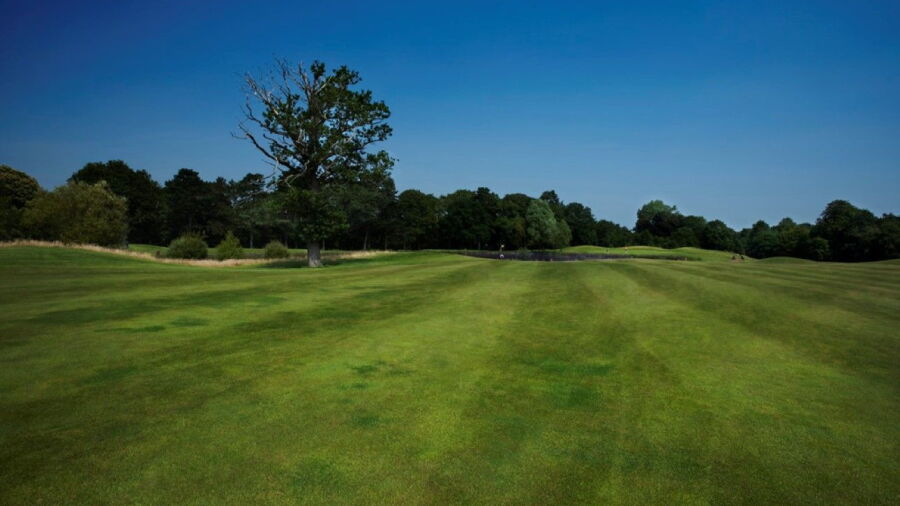 15th fairway at Warwickshire's Earls course