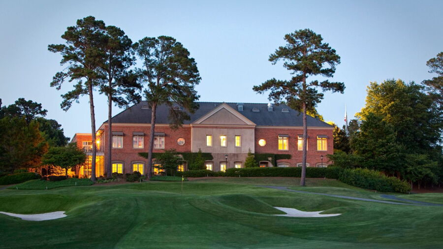 Green Island CC: Clubhouse