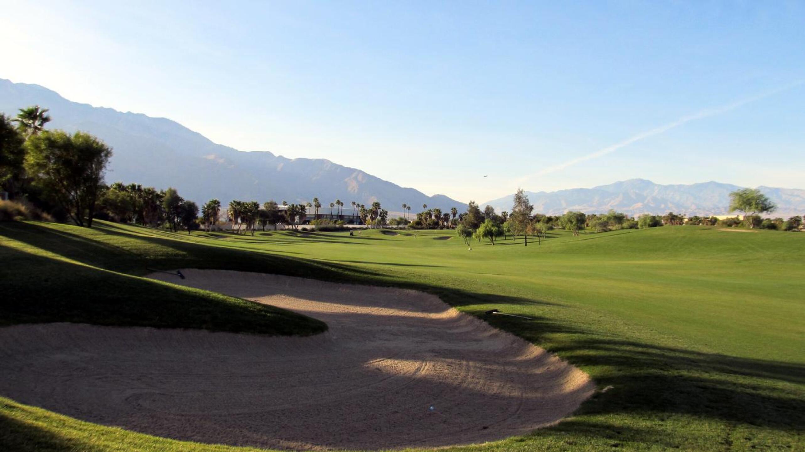 Escena GC, Hole 13, Par 5, 554 yds, bunker view (Photo submitted by DYakimec on 08/02/2017)