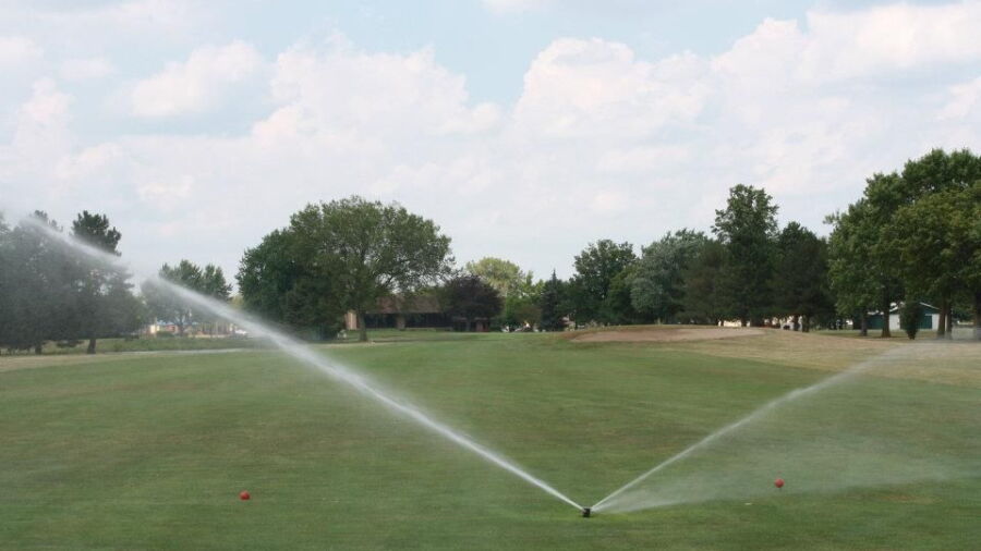 West at Raisin River GC: #9