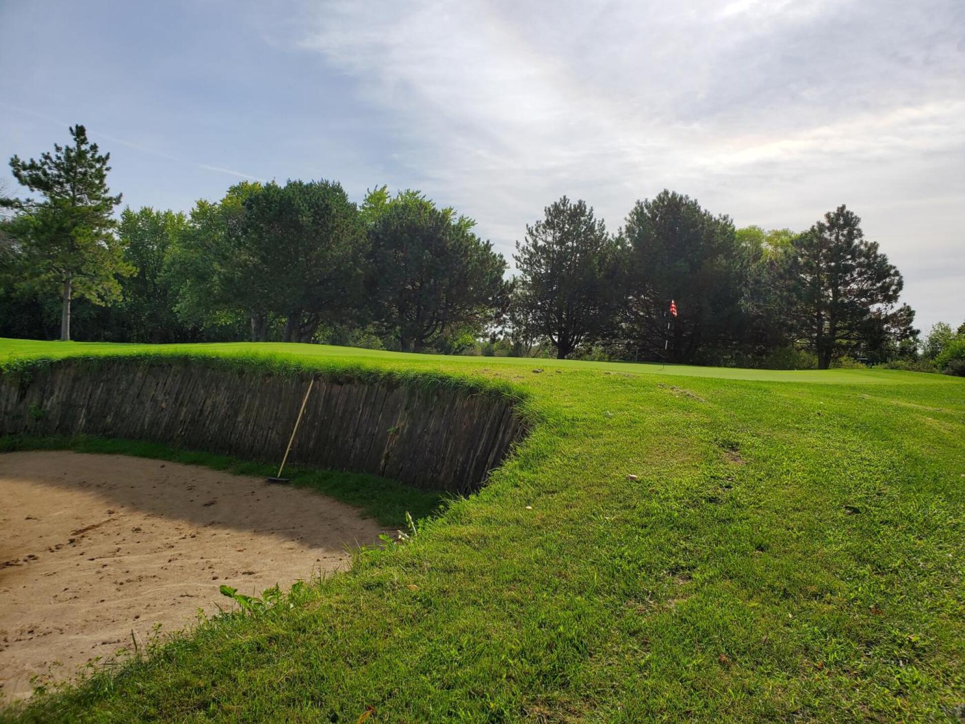 Dont and up in this bunker! (Photo submitted by Wick10 on 08/30/2019)