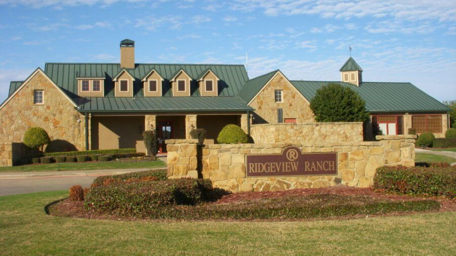 Ridgeview Ranch GC: Clubhouse