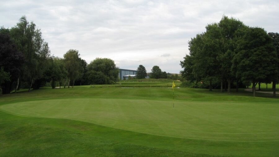 Erewash Valley GC: 18th green