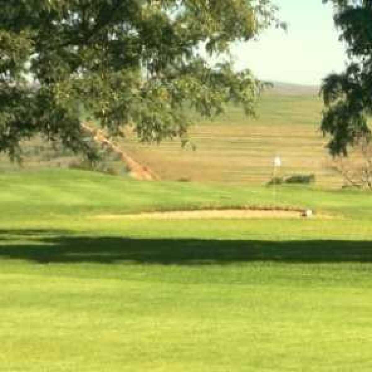 Mt Royal Golf & Country Estate Malmesbury Golf Club in Malmesbury