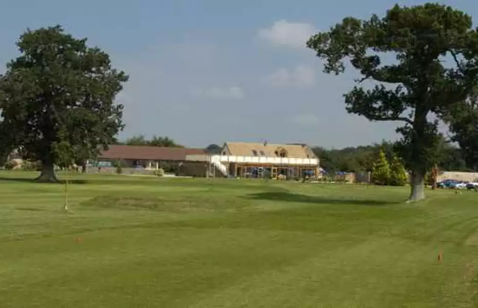 Oaksey Park: Clubhouse