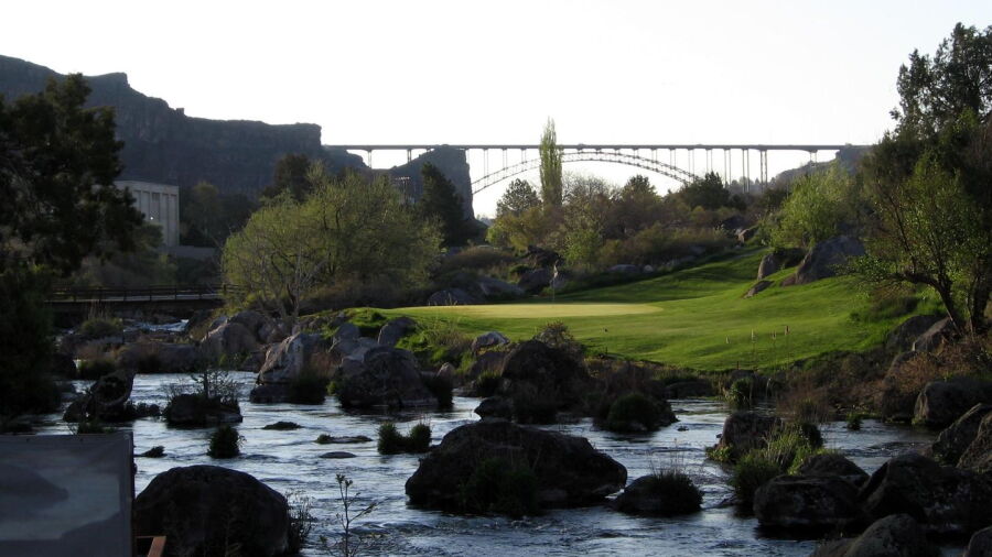 Blue Lakes CC: #9