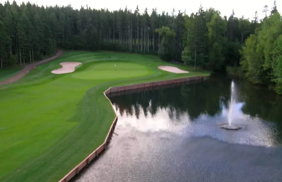 Mill River GC: Aerial view