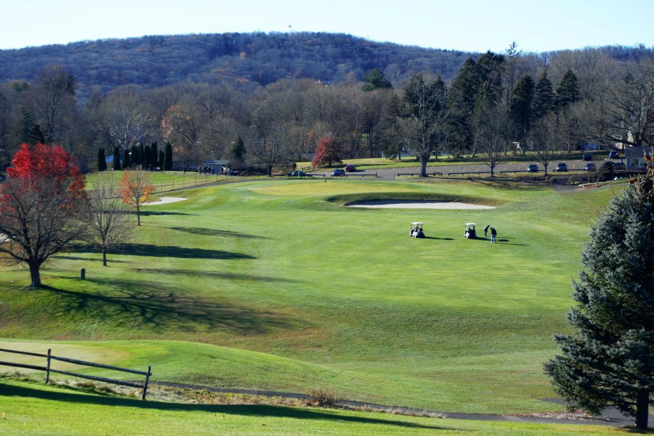 A group on the ninth fairway, finishing up their round. (Photo submitted by AptlyLinked on 11/25/2021)