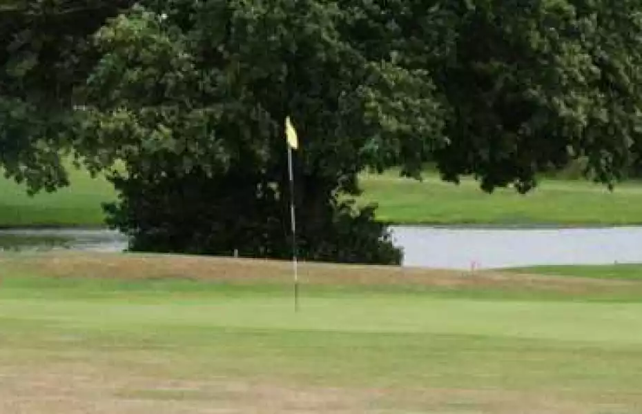 Sutton Hall GC: #8