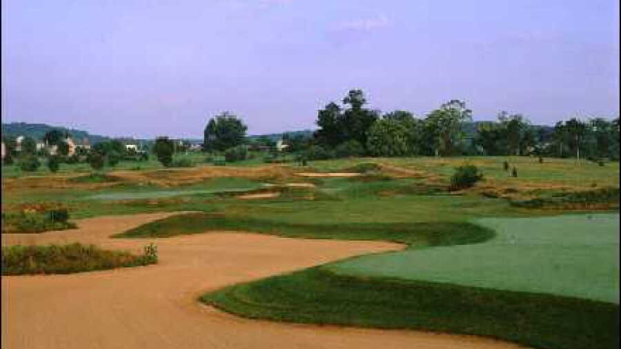 Raspberry Falls Golf & Hunt Club: #13