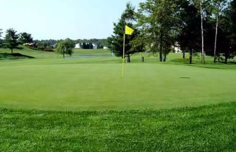 Greens At Half Hollow