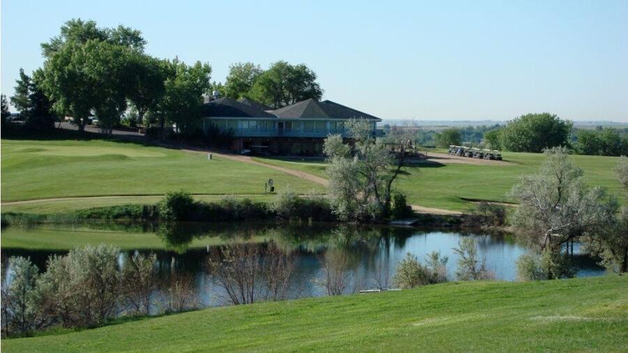 Mad Russian Golf & Country Club
