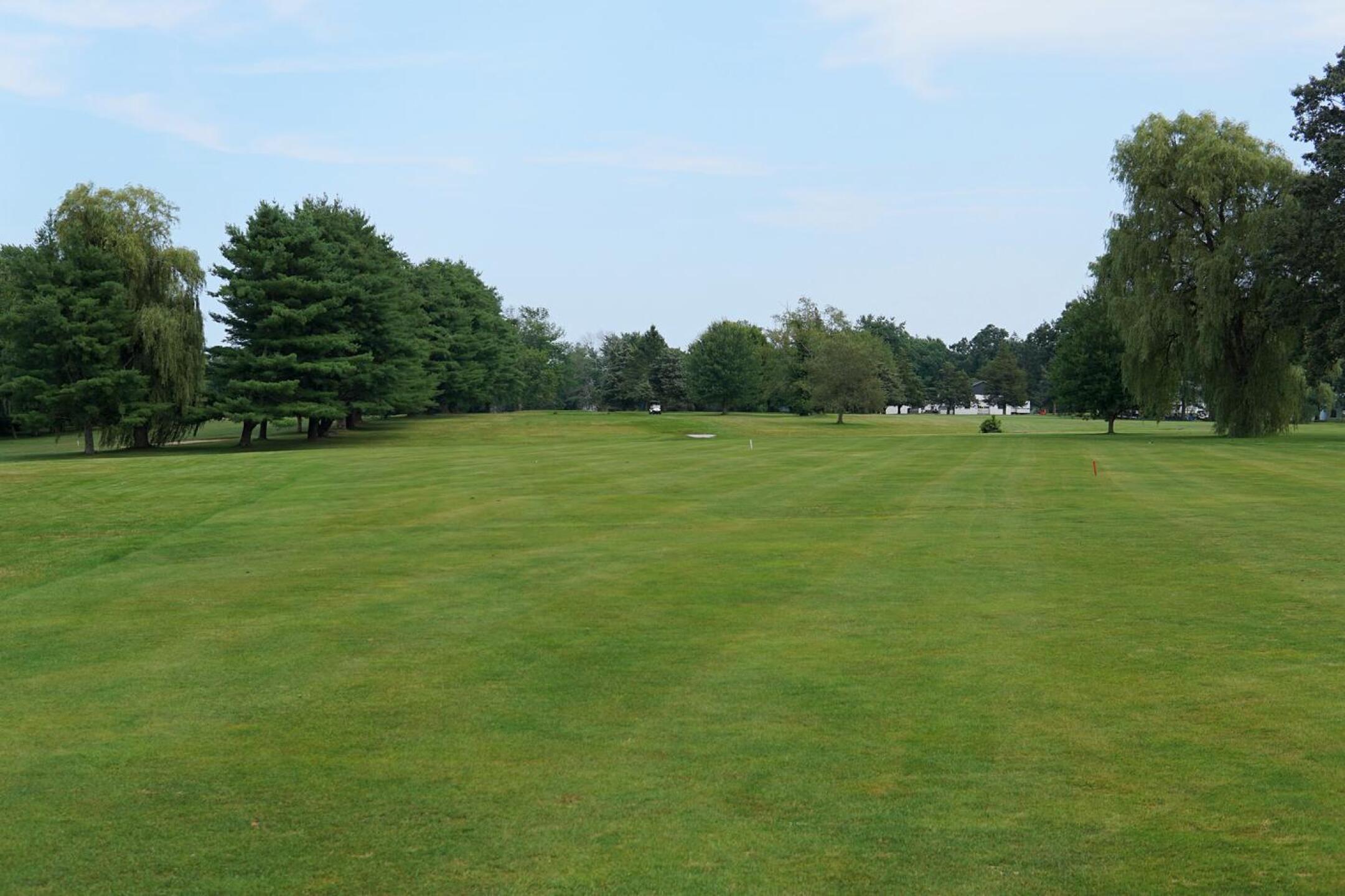 This view of the 60-yard-wide fairway at the third reminds me of certain holes on Golden Age courses. (Photo submitted by AptlyLinked on 07/14/2023)