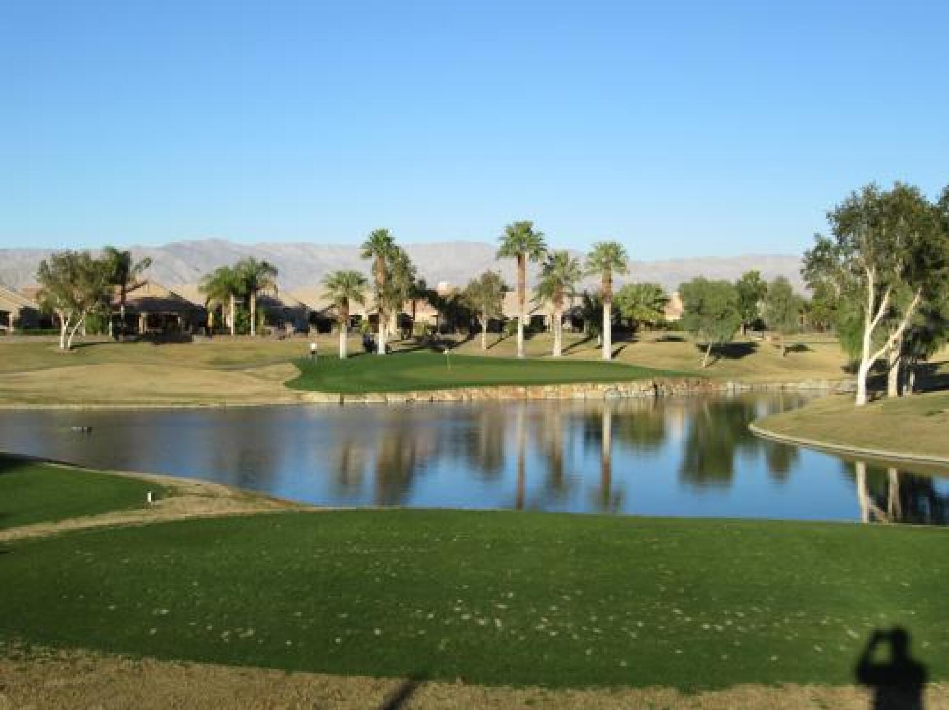 fun par 3 (Photo submitted by anitabonghit on 02/14/2013)