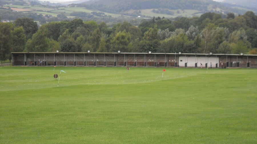 Wernddu GC: Driving range
