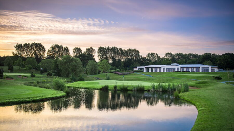 The Shire London - Masters: #18