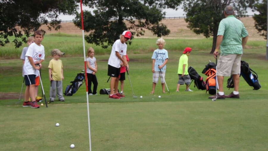 Hartlines Golf Center & Driving Range