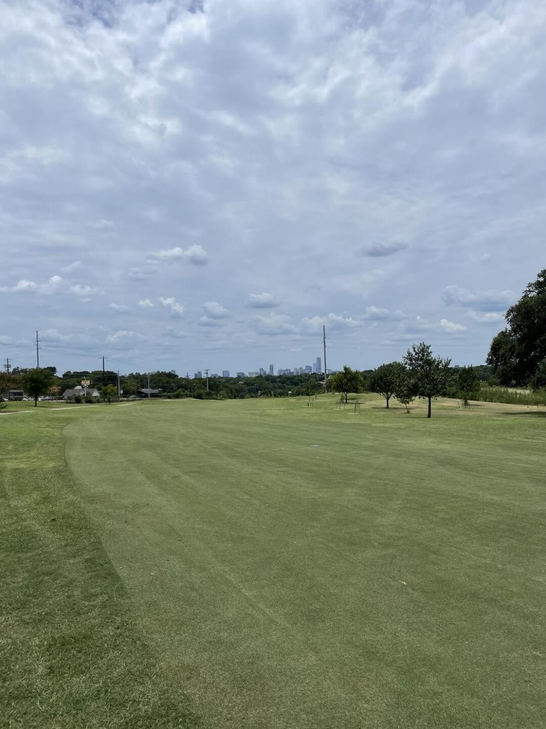 View from the fairway on #5. (Photo submitted by batboygareth on 07/04/2023)