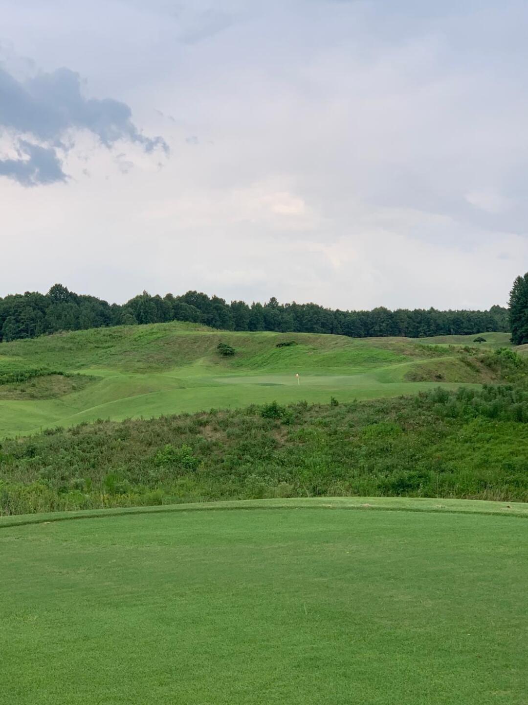 Hole 3 par 3. (Photo submitted by DesertAirman1981 on 08/05/2019)