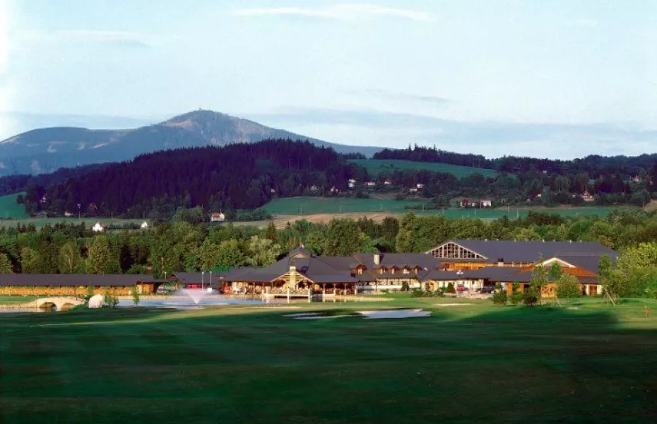 Prosper Golf Resort Celadna: Clubhouse 
