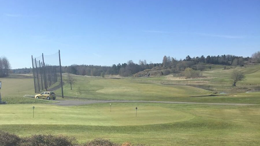 Norrkoping Soderkoping GC - Hylinge: Practice area