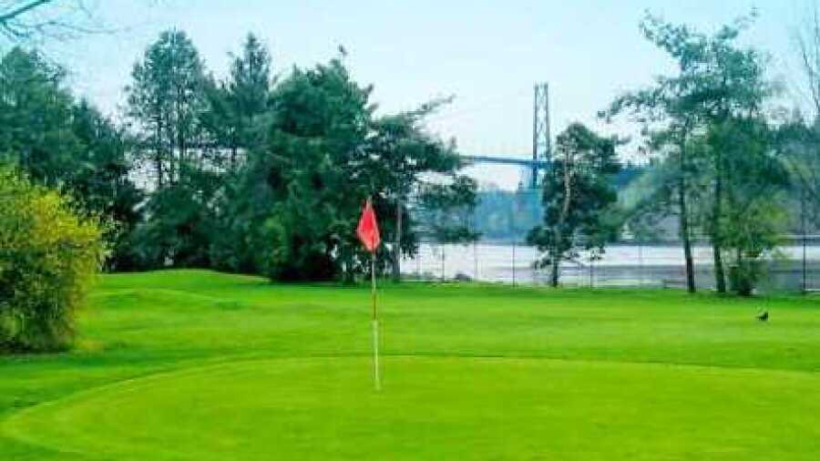 Ambleside Par 3 GC