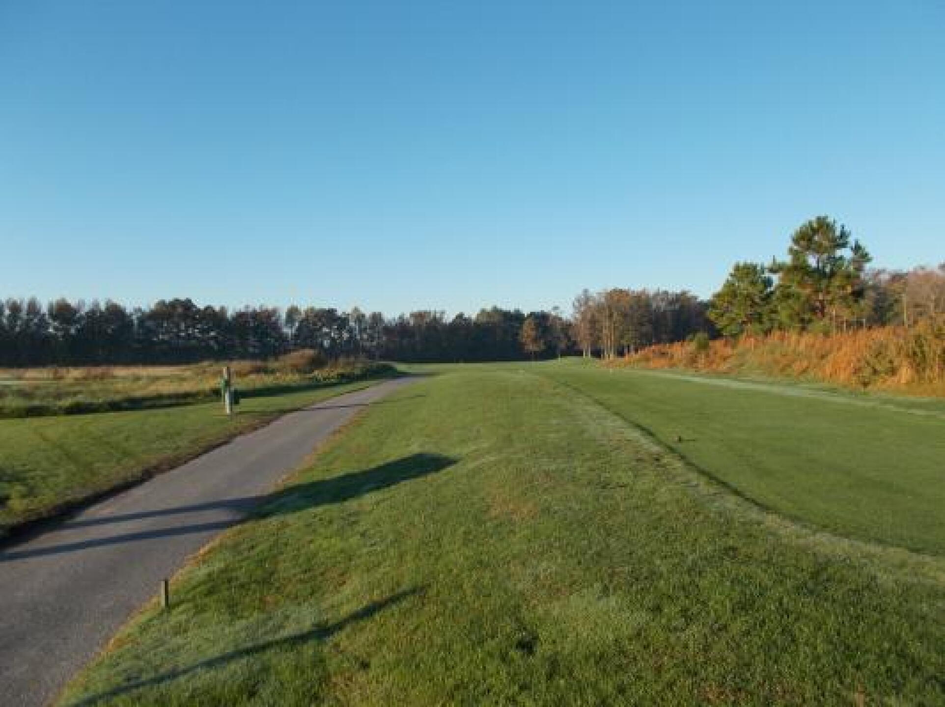 First Tee Box (Photo submitted by OtterMan on 10/24/2012)