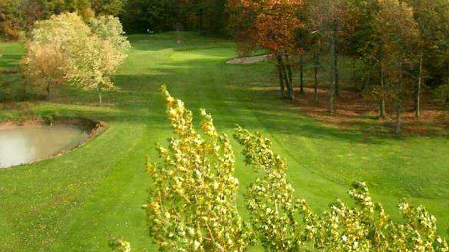 Pelham Hills GCC: 5th fairway
