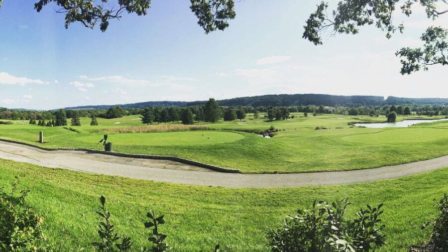 Hayfields CC