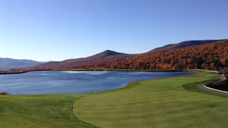 Stowe Mountain Club