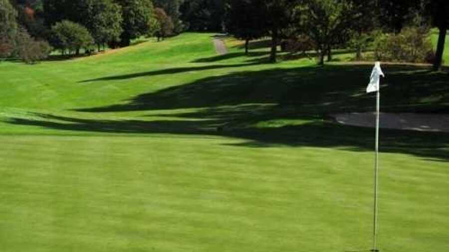 Port Jefferson CC at Harbor Hills