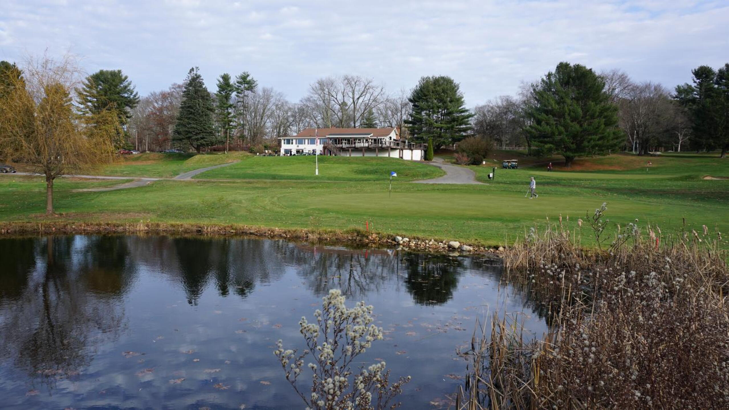 A pond guards eighteen on its left flank. (Photo submitted by AptlyLinked on 11/21/2020)