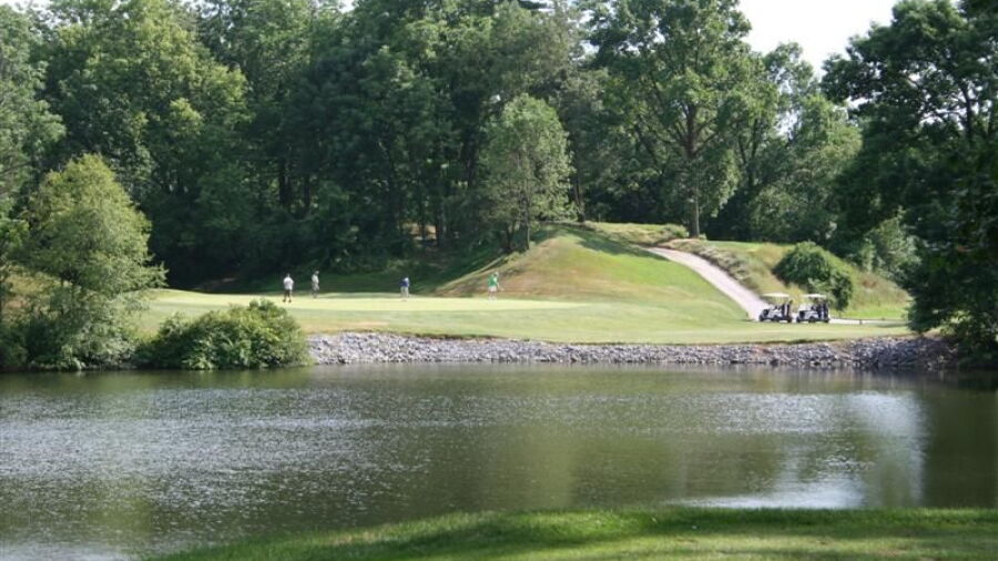 Iron Lakes CC