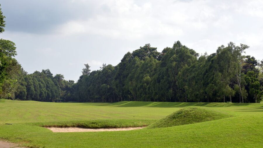 Padang Golf Adisutjipto