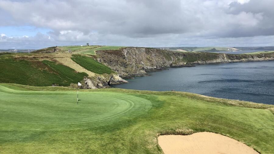 Old Head Golf Links - cliff