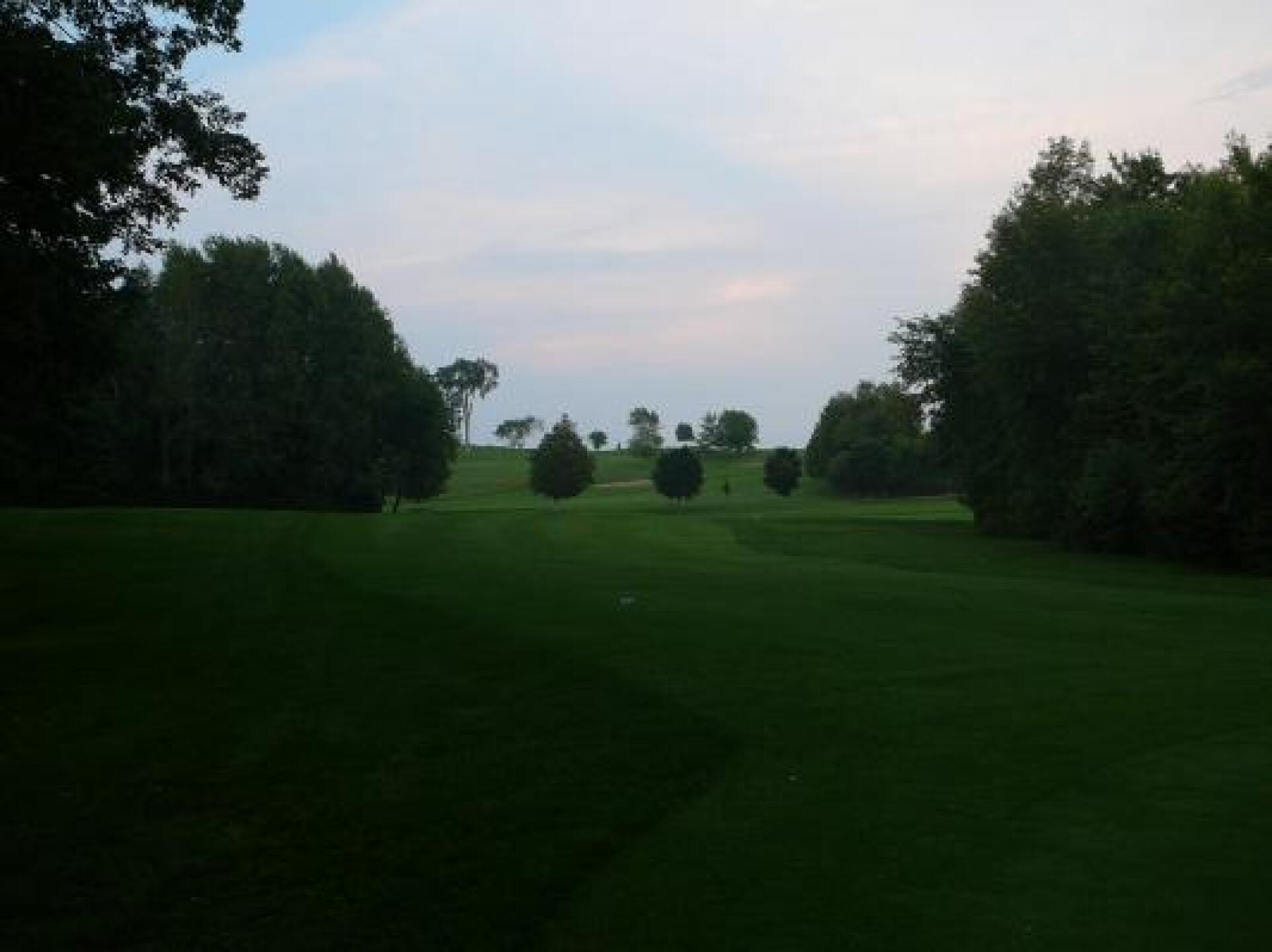 (Photo submitted by welcombe on 09/23/2012)