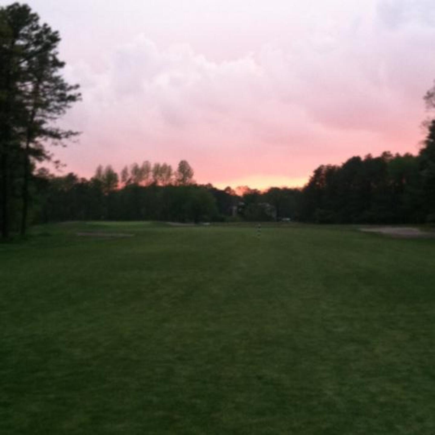 sunset on 7th hole (Photo submitted by DixeTinCup on 05/12/2013)