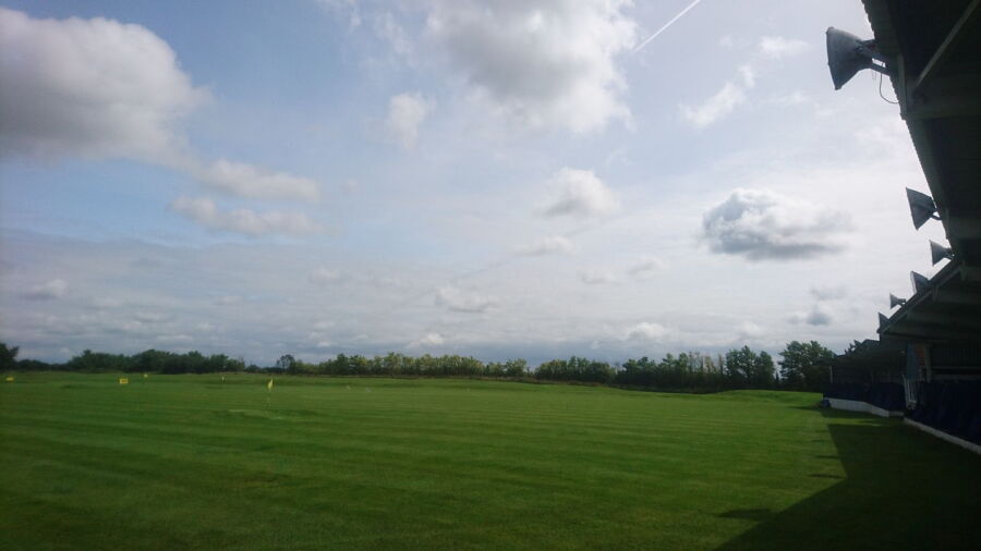 Chippenham Golf Centre - Tiddleywink Par-3 GC: Driving range